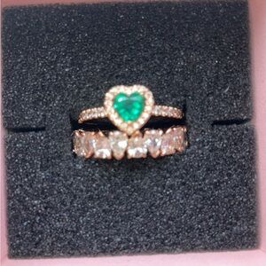 Pandora ring